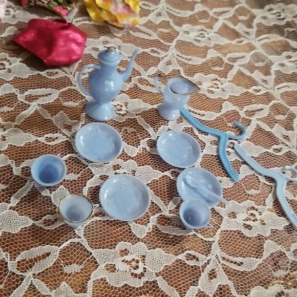 Vintage and modern Barbie Doll CLOTHES & mix items LOT - Picture 14 of 17